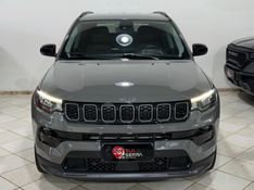 JEEP COMPASS 1.3 NIGHT EAGLE LONGITUDE 2024/2025 SUL SERRA MOTORS CAXIAS DO SUL / Carros no Vale