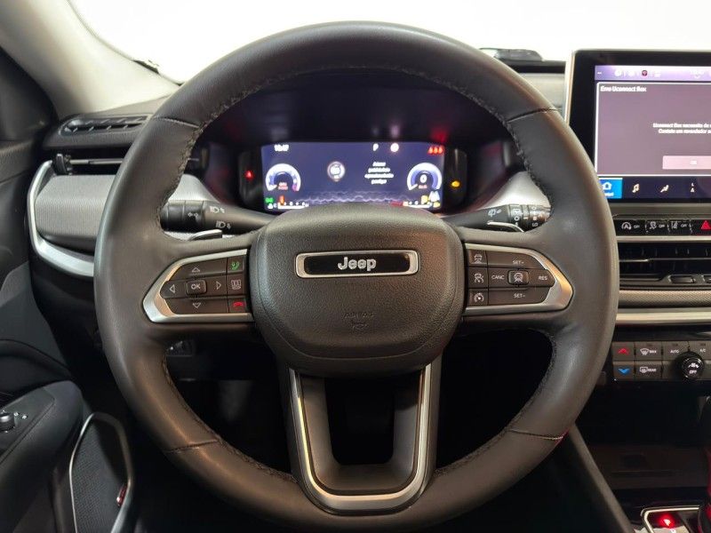 JEEP COMPASS 1.3 NIGHT EAGLE LONGITUDE 2024/2025 SUL SERRA MOTORS CAXIAS DO SUL / Carros no Vale