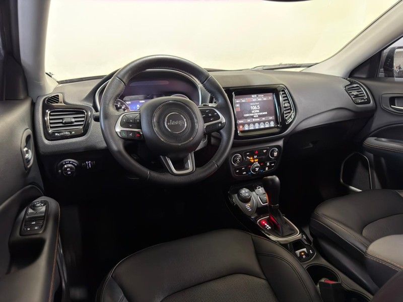 JEEP COMPASS 2.0 16V LIMITED 4X4 2020/2020 SUL SERRA MOTORS CAXIAS DO SUL / Carros no Vale JEEP COMPASS 2.0 16V LIMITED 4X4 2020/2020 SUL SERRA MOTORS CAXIAS DO SUL / Carros no Vale