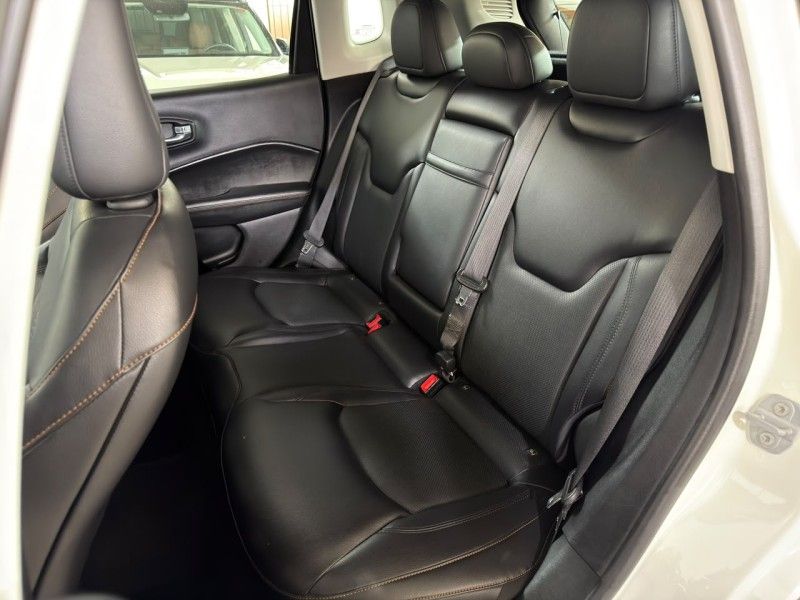 JEEP COMPASS 2.0 16V LIMITED 2017/2017 SUL SERRA MOTORS CAXIAS DO SUL / Carros no Vale JEEP COMPASS 2.0 16V LIMITED 2017/2017 SUL SERRA MOTORS CAXIAS DO SUL / Carros no Vale