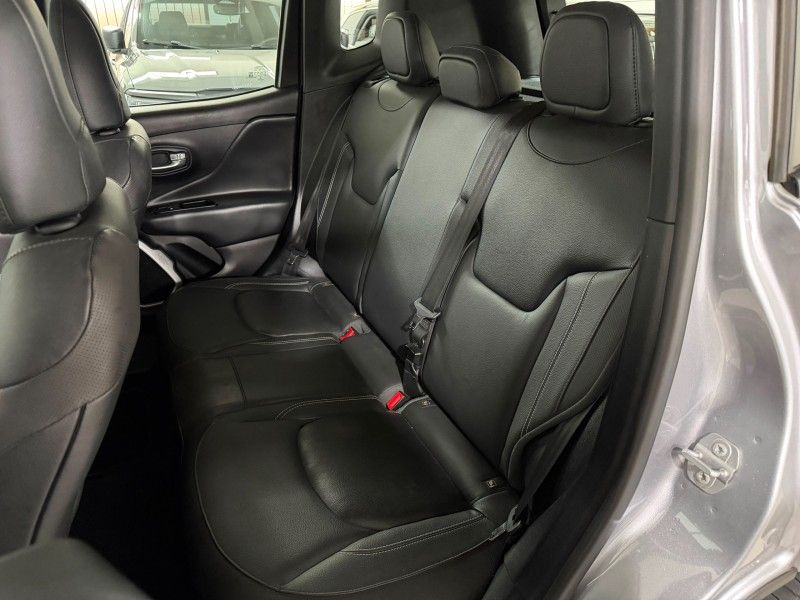 JEEP RENEGADE 1.8 16V LONGITUDE 2020/2020 SUL SERRA MOTORS CAXIAS DO SUL / Carros no Vale JEEP RENEGADE 1.8 16V LONGITUDE 2020/2020 SUL SERRA MOTORS CAXIAS DO SUL / Carros no Vale