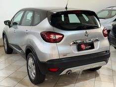 RENAULT CAPTUR 1.6 16V SCE ZEN 2017/2018 SUL SERRA MOTORS CAXIAS DO SUL / Carros no Vale