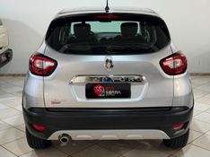 RENAULT CAPTUR 1.6 16V SCE ZEN 2017/2018 SUL SERRA MOTORS CAXIAS DO SUL / Carros no Vale