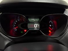 RENAULT CAPTUR 2.0 16V INTENSE 2017/2018 SUL SERRA MOTORS CAXIAS DO SUL / Carros no Vale