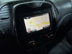 RENAULT CAPTUR 2.0 16V INTENSE 2017/2018 SUL SERRA MOTORS CAXIAS DO SUL / Carros no Vale