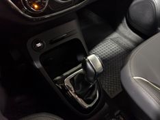 RENAULT CAPTUR 2.0 16V INTENSE 2017/2018 SUL SERRA MOTORS CAXIAS DO SUL / Carros no Vale
