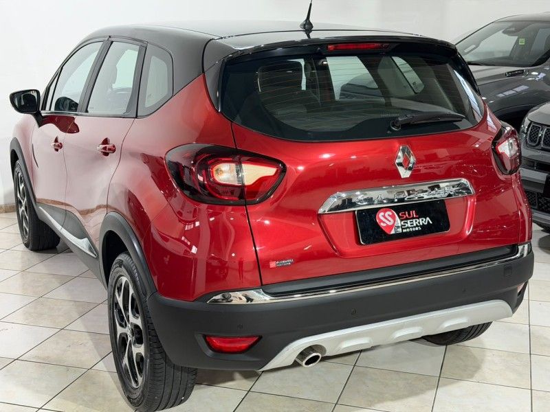 RENAULT CAPTUR 2.0 16V INTENSE 2017/2018 SUL SERRA MOTORS CAXIAS DO SUL / Carros no Vale RENAULT CAPTUR 2.0 16V INTENSE 2017/2018 SUL SERRA MOTORS CAXIAS DO SUL / Carros no Vale