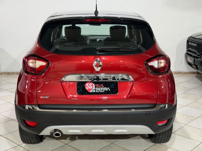 RENAULT CAPTUR 2.0 16V INTENSE 2017/2018 SUL SERRA MOTORS CAXIAS DO SUL / Carros no Vale RENAULT CAPTUR 2.0 16V INTENSE 2017/2018 SUL SERRA MOTORS CAXIAS DO SUL / Carros no Vale