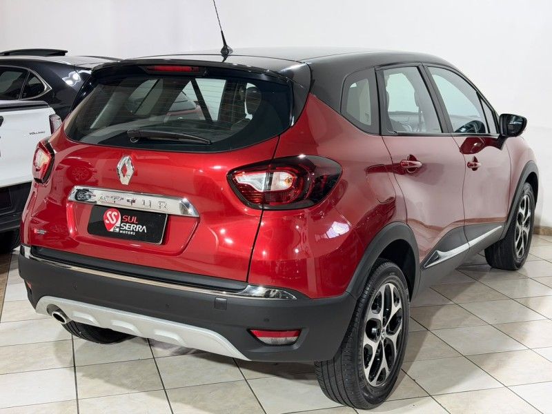 RENAULT CAPTUR 2.0 16V INTENSE 2017/2018 SUL SERRA MOTORS CAXIAS DO SUL / Carros no Vale RENAULT CAPTUR 2.0 16V INTENSE 2017/2018 SUL SERRA MOTORS CAXIAS DO SUL / Carros no Vale