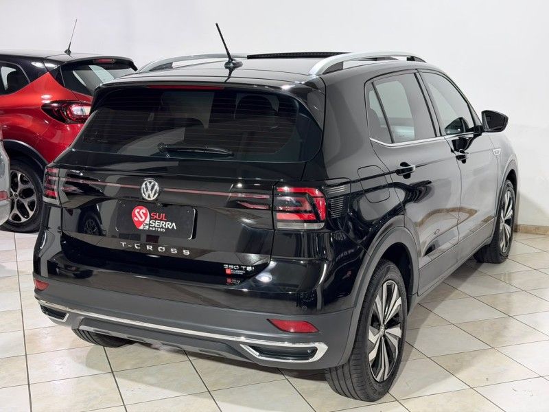 VOLKSWAGEN T-CROSS 1.4 HIGHLINE TSI 16V 2020/2021 SUL SERRA MOTORS CAXIAS DO SUL / Carros no Vale