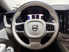 VOLVO XC60 2.0 T8 ULTIMATE AWD HIBRIDO 2022/2023 SUL SERRA MOTORS CAXIAS DO SUL / Carros no Vale