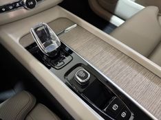VOLVO XC60 2.0 T8 ULTIMATE AWD HIBRIDO 2022/2023 SUL SERRA MOTORS CAXIAS DO SUL / Carros no Vale