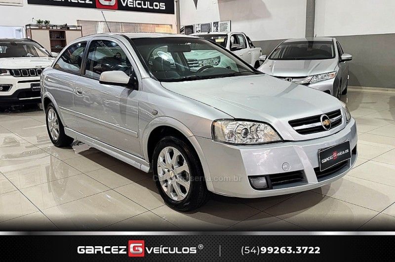 CHEVROLET ASTRA 2.0 MPFI CD 8V 2003/2003 GARCEZ VEÍCULOS BENTO GONÇALVES / Carros no Vale CHEVROLET ASTRA 2.0 MPFI CD 8V 2003/2003 GARCEZ VEÍCULOS BENTO GONÇALVES / Carros no Vale