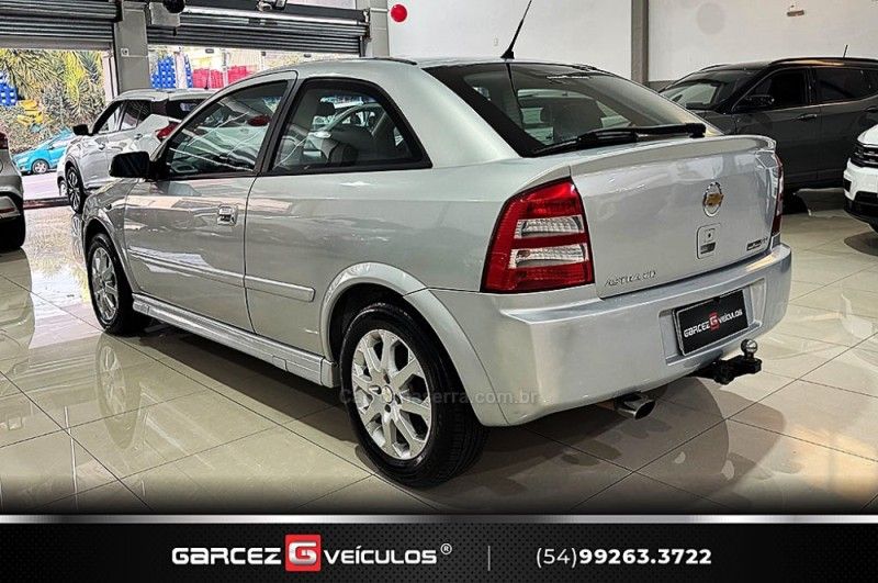 CHEVROLET ASTRA 2.0 MPFI CD 8V 2003/2003 GARCEZ VEÍCULOS BENTO GONÇALVES / Carros no Vale CHEVROLET ASTRA 2.0 MPFI CD 8V 2003/2003 GARCEZ VEÍCULOS BENTO GONÇALVES / Carros no Vale