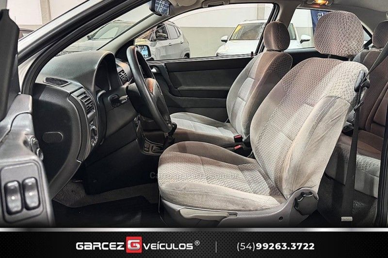 CHEVROLET ASTRA 2.0 MPFI CD 8V 2003/2003 GARCEZ VEÍCULOS BENTO GONÇALVES / Carros no Vale CHEVROLET ASTRA 2.0 MPFI CD 8V 2003/2003 GARCEZ VEÍCULOS BENTO GONÇALVES / Carros no Vale