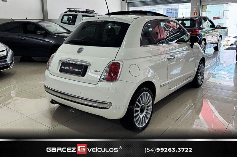 FIAT 500 1.4 LOUNGE 16V 2009/2010 GARCEZ VEÍCULOS BENTO GONÇALVES / Carros no Vale