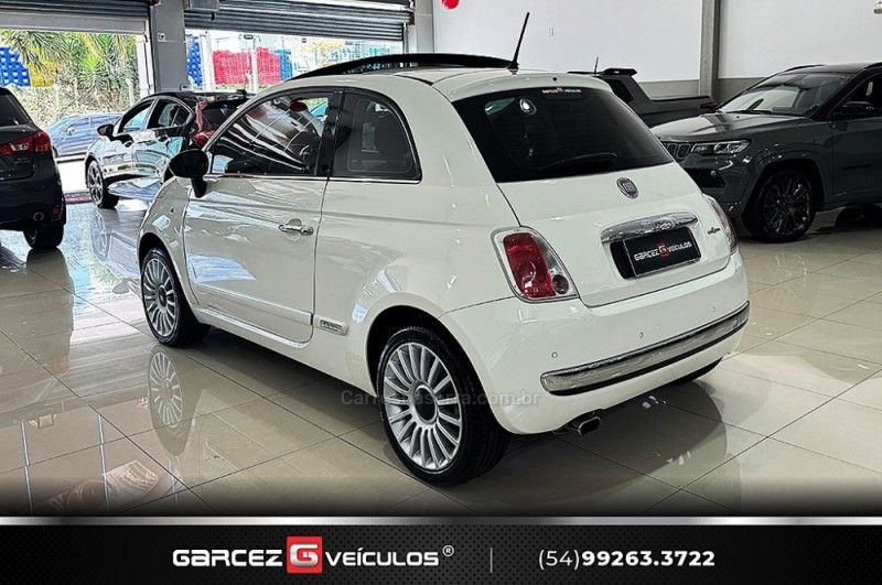 FIAT 500 1.4 LOUNGE 16V 2009/2010 GARCEZ VEÍCULOS BENTO GONÇALVES / Carros no Vale