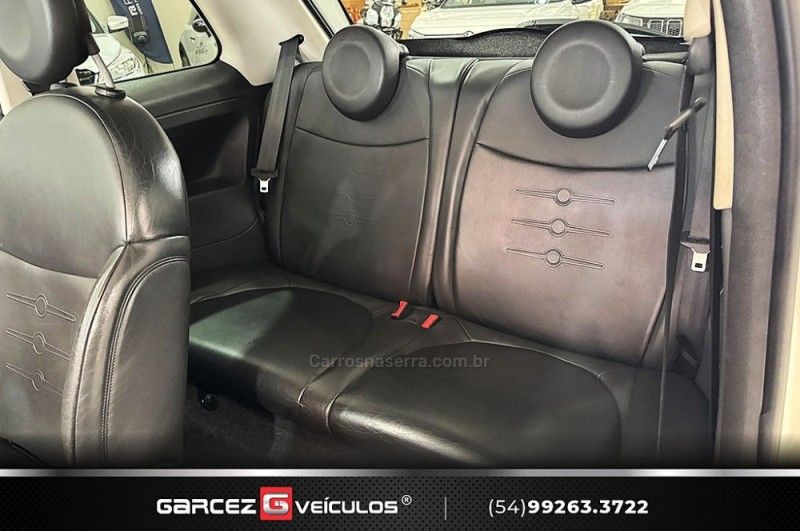 FIAT 500 1.4 LOUNGE 16V 2009/2010 GARCEZ VEÍCULOS BENTO GONÇALVES / Carros no Vale