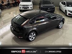 FORD FOCUS 2.0 GLX 16V 2012/2013 GARCEZ VEÍCULOS BENTO GONÇALVES / Carros no Vale