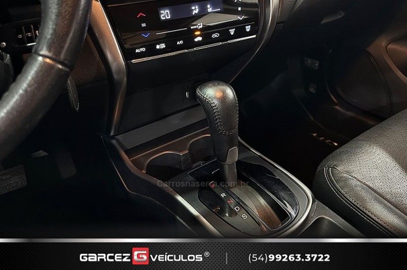 HONDA CITY 1.5 EXL 16V 2016/2016 GARCEZ VEÍCULOS BENTO GONÇALVES / Carros no Vale HONDA CITY 1.5 EXL 16V 2016/2016 GARCEZ VEÍCULOS BENTO GONÇALVES / Carros no Vale