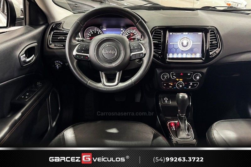 JEEP COMPASS 2.0 16V LIMITED 2017/2018 GARCEZ VEÍCULOS BENTO GONÇALVES / Carros no Vale JEEP COMPASS 2.0 16V LIMITED 2017/2018 GARCEZ VEÍCULOS BENTO GONÇALVES / Carros no Vale