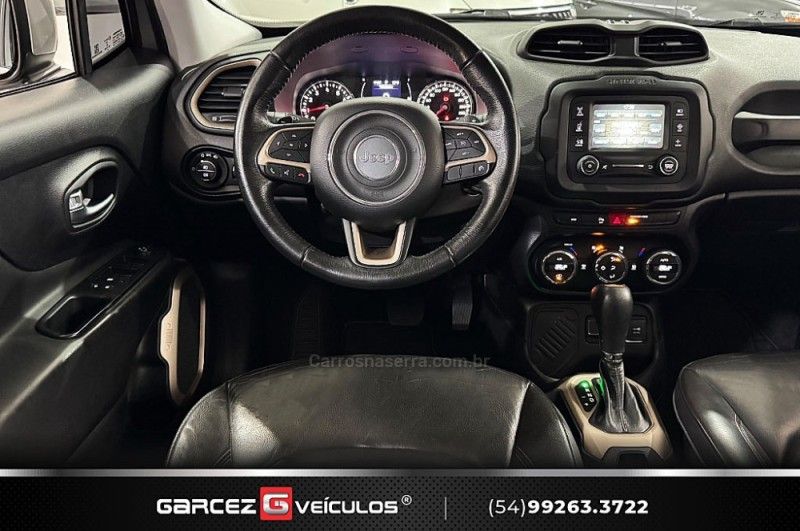 JEEP RENEGADE 1.8 16V LONGITUDE 2018/2018 GARCEZ VEÍCULOS BENTO GONÇALVES / Carros no Vale