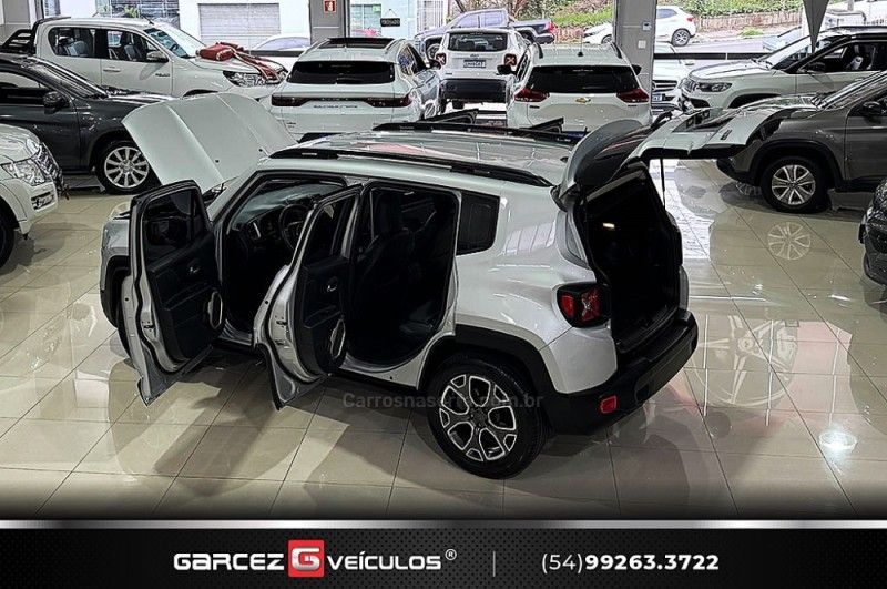 JEEP RENEGADE 1.8 16V LONGITUDE 2018/2018 GARCEZ VEÍCULOS BENTO GONÇALVES / Carros no Vale