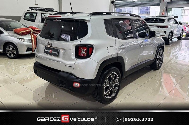 JEEP RENEGADE 1.8 16V LONGITUDE 2018/2018 GARCEZ VEÍCULOS BENTO GONÇALVES / Carros no Vale