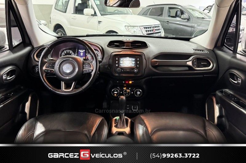 JEEP RENEGADE 1.8 16V LONGITUDE 2018/2018 GARCEZ VEÍCULOS BENTO GONÇALVES / Carros no Vale