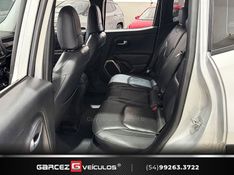 JEEP RENEGADE 1.8 16V LONGITUDE 2018/2018 GARCEZ VEÍCULOS BENTO GONÇALVES / Carros no Vale
