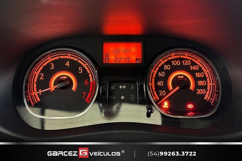 RENAULT SANDERO 1.6 EXPRESSION 8V 2011/2012 GARCEZ VEÍCULOS BENTO GONÇALVES / Carros no Vale
