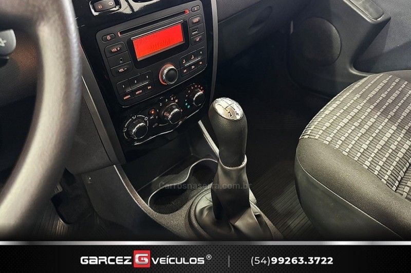 RENAULT SANDERO 1.6 EXPRESSION 8V 2011/2012 GARCEZ VEÍCULOS BENTO GONÇALVES / Carros no Vale