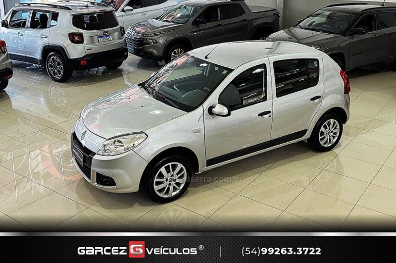 RENAULT SANDERO 1.6 EXPRESSION 8V 2011/2012 GARCEZ VEÍCULOS BENTO GONÇALVES / Carros no Vale