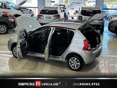 RENAULT SANDERO 1.6 EXPRESSION 8V 2011/2012 GARCEZ VEÍCULOS BENTO GONÇALVES / Carros no Vale