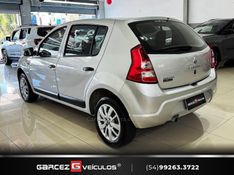 RENAULT SANDERO 1.6 EXPRESSION 8V 2011/2012 GARCEZ VEÍCULOS BENTO GONÇALVES / Carros no Vale