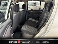RENAULT SANDERO 1.6 EXPRESSION 8V 2011/2012 GARCEZ VEÍCULOS BENTO GONÇALVES / Carros no Vale