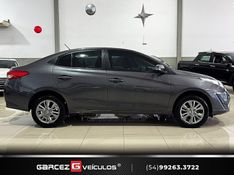 TOYOTA YARIS 1.5 16V SEDAN XL PLUS TECH MULTIDRIVE3 2021/2022 GARCEZ VEÍCULOS BENTO GONÇALVES / Carros no Vale