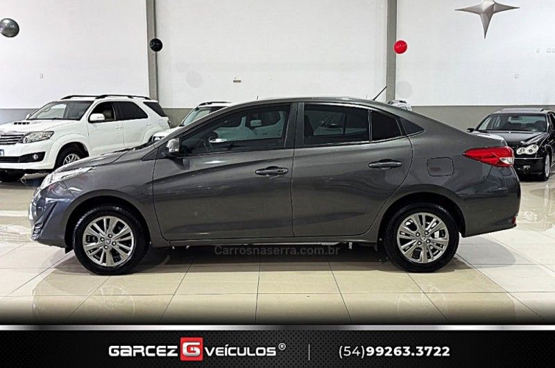 TOYOTA YARIS 1.5 16V SEDAN XL PLUS TECH MULTIDRIVE3 2021/2022 GARCEZ VEÍCULOS BENTO GONÇALVES / Carros no Vale TOYOTA YARIS 1.5 16V SEDAN XL PLUS TECH MULTIDRIVE3 2021/2022 GARCEZ VEÍCULOS BENTO GONÇALVES / Carros no Vale