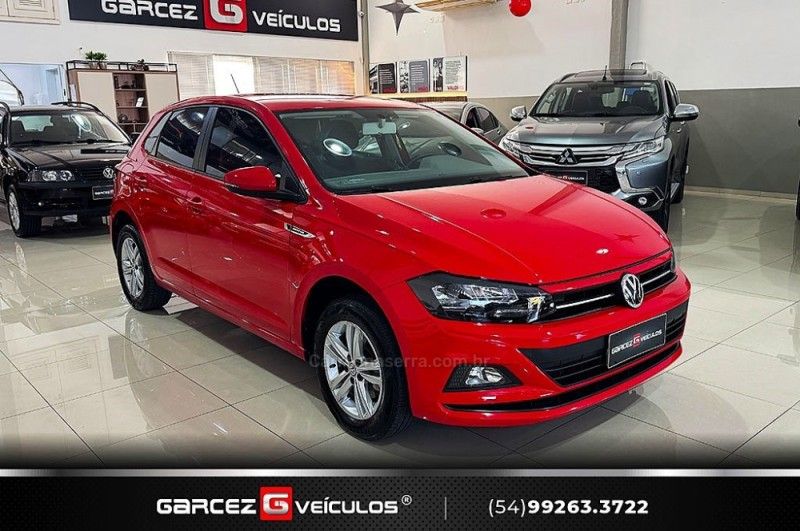 VOLKSWAGEN POLO 1.0 200 TSI COMFORTLINE 2018/2019 GARCEZ VEÍCULOS BENTO GONÇALVES / Carros no Vale