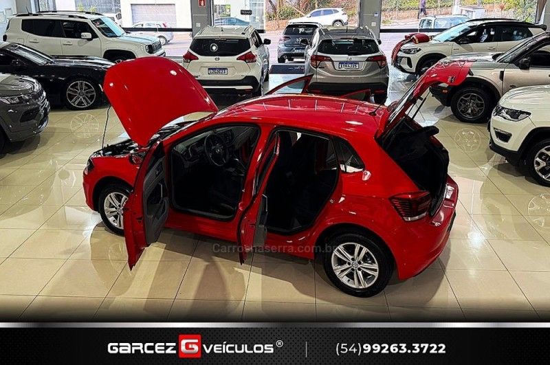 VOLKSWAGEN POLO 1.0 200 TSI COMFORTLINE 2018/2019 GARCEZ VEÍCULOS BENTO GONÇALVES / Carros no Vale