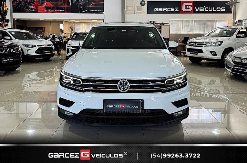 VOLKSWAGEN TIGUAN 1.4 ALLSPACE COMFORT 250 TSI 2018/2019 GARCEZ VEÍCULOS BENTO GONÇALVES / Carros no Vale