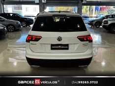VOLKSWAGEN TIGUAN 1.4 ALLSPACE COMFORT 250 TSI 2018/2019 GARCEZ VEÍCULOS BENTO GONÇALVES / Carros no Vale