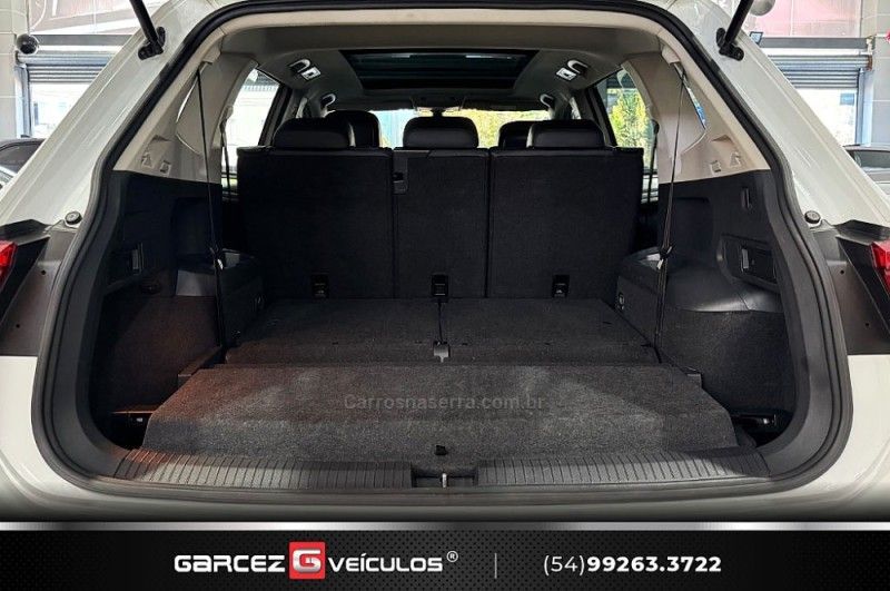 VOLKSWAGEN TIGUAN 1.4 ALLSPACE COMFORT 250 TSI 2018/2019 GARCEZ VEÍCULOS BENTO GONÇALVES / Carros no Vale
