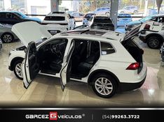 VOLKSWAGEN TIGUAN 1.4 ALLSPACE COMFORT 250 TSI 2018/2019 GARCEZ VEÍCULOS BENTO GONÇALVES / Carros no Vale