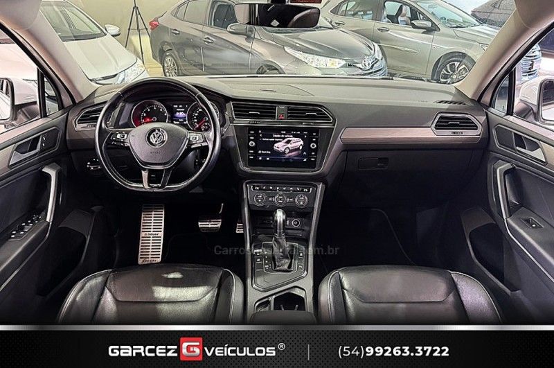 VOLKSWAGEN TIGUAN 1.4 ALLSPACE COMFORT 250 TSI 2018/2019 GARCEZ VEÍCULOS BENTO GONÇALVES / Carros no Vale