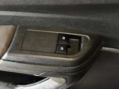 CHEVROLET PRISMA 1.4 MPFI LT 8V 2015/2016 GRIFFCAR MULTIMARCAS DOIS IRMÃOS / Carros no Vale