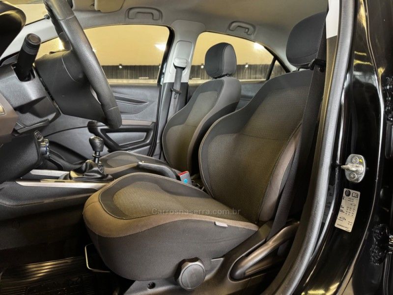 CHEVROLET PRISMA 1.4 MPFI LT 8V 2015/2016 GRIFFCAR MULTIMARCAS DOIS IRMÃOS / Carros no Vale CHEVROLET PRISMA 1.4 MPFI LT 8V 2015/2016 GRIFFCAR MULTIMARCAS DOIS IRMÃOS / Carros no Vale