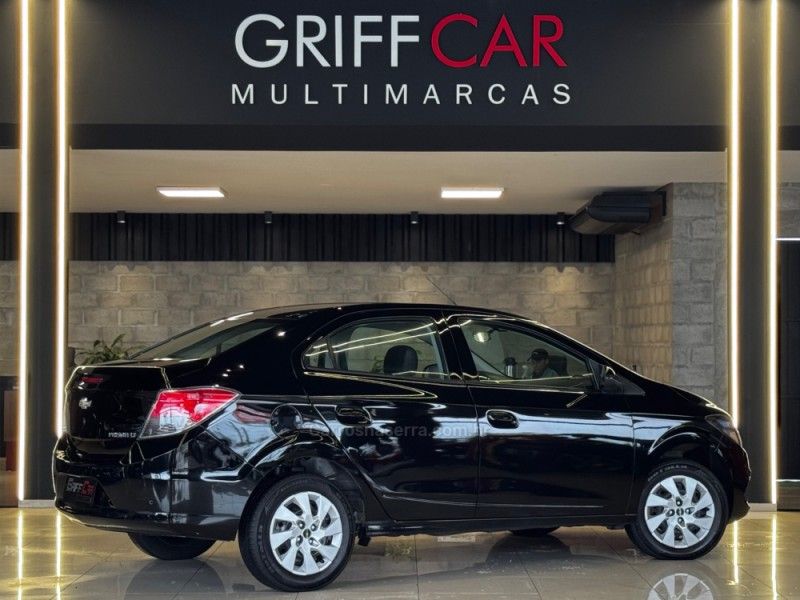 CHEVROLET PRISMA 1.4 MPFI LT 8V 2015/2016 GRIFFCAR MULTIMARCAS DOIS IRMÃOS / Carros no Vale CHEVROLET PRISMA 1.4 MPFI LT 8V 2015/2016 GRIFFCAR MULTIMARCAS DOIS IRMÃOS / Carros no Vale