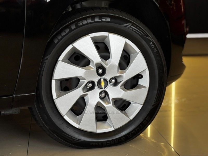 CHEVROLET PRISMA 1.4 MPFI LT 8V 2015/2016 GRIFFCAR MULTIMARCAS DOIS IRMÃOS / Carros no Vale CHEVROLET PRISMA 1.4 MPFI LT 8V 2015/2016 GRIFFCAR MULTIMARCAS DOIS IRMÃOS / Carros no Vale