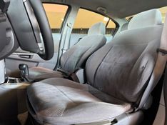 CHEVROLET VECTRA 2.0 MPFI ELEGANCE 8V 2008/2009 GRIFFCAR MULTIMARCAS DOIS IRMÃOS / Carros no Vale